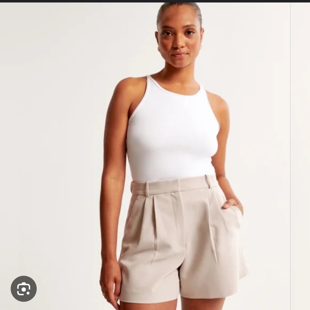 Abercrombie & Fitch Women's Ulta High Rise Tailored Shorts Cream Light Taupe XXS - Picture 4 of 4